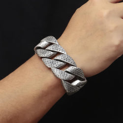 Chunky Embroidered Big Cuban Chain Bracelet - IMG