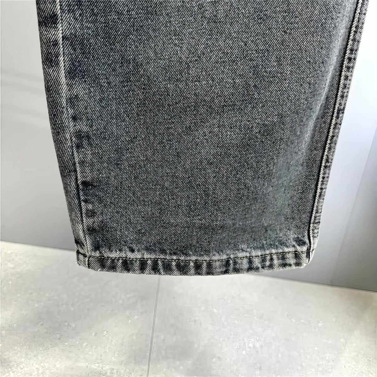 Distressed Dark Blue 90&