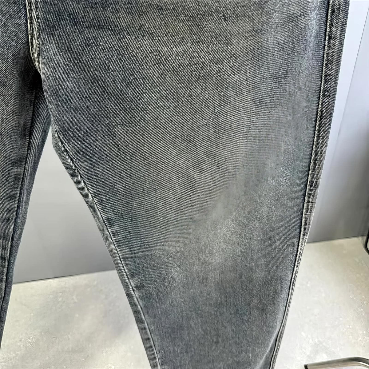 Distressed Dark Blue 90&