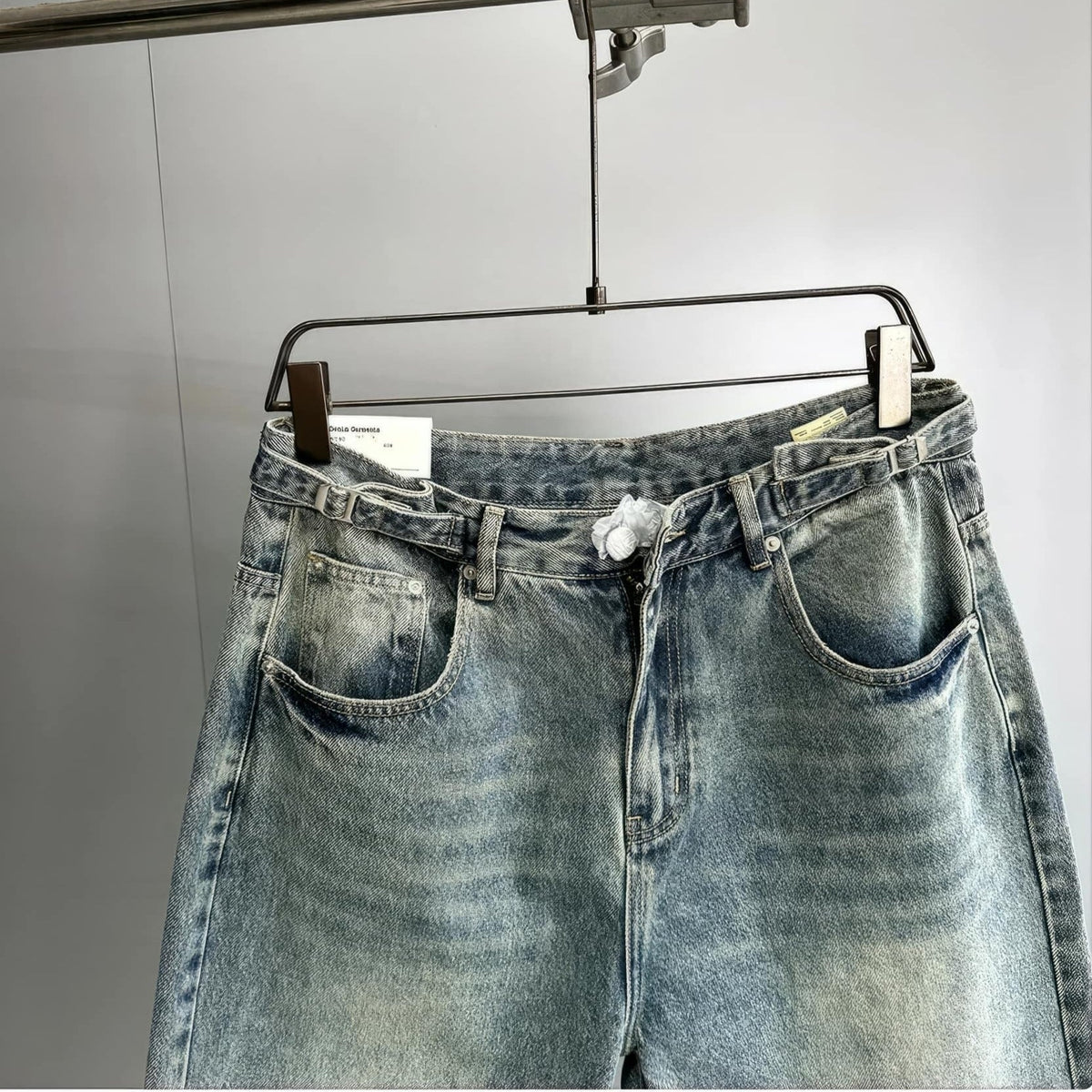 Distressed Wide-Leg 90&
