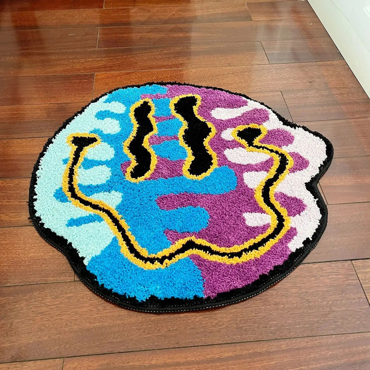 Smiley Face Plush Tufted Accent Rug - IMG