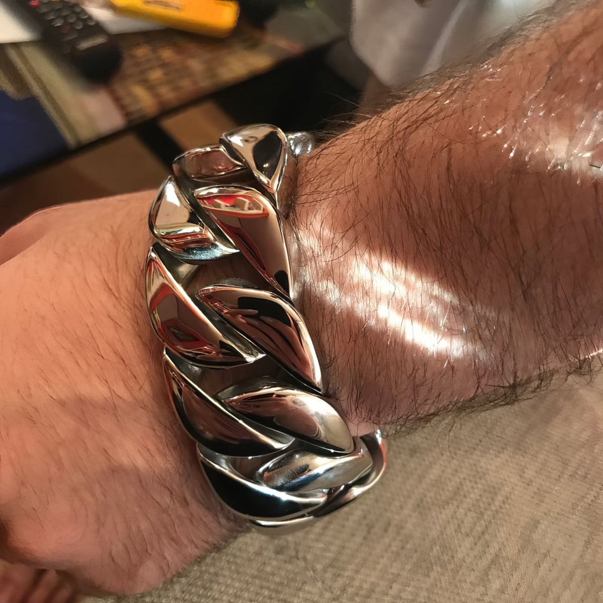 Big Curb Chunky Cuban Chain Hip-Hop Bracelet - IMG